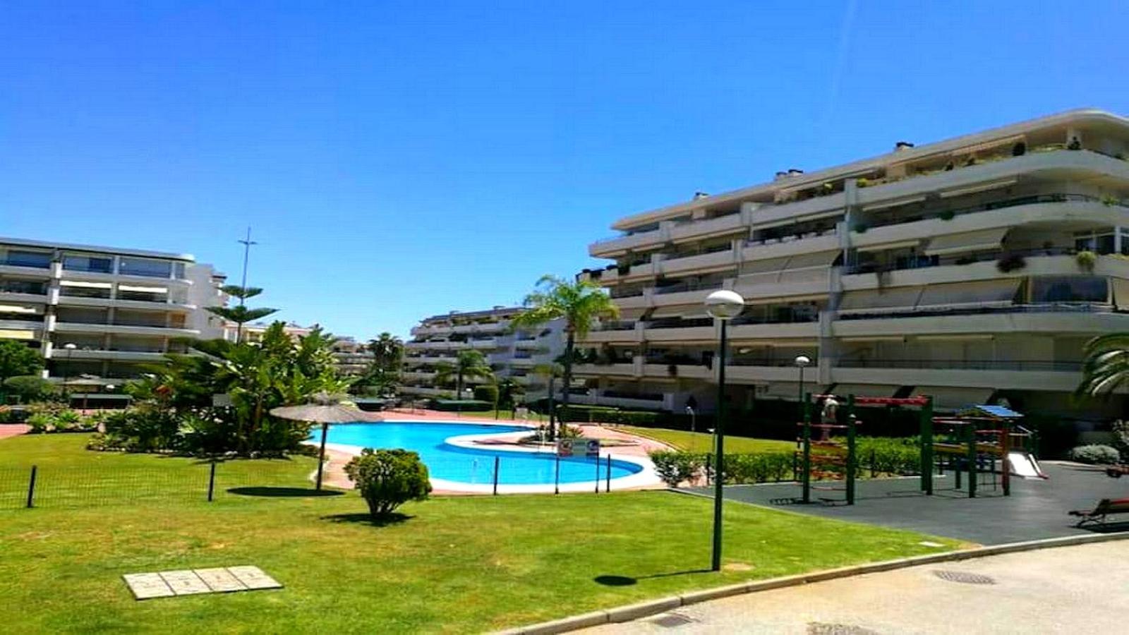Apartamento en Marbella junto a campos de golf