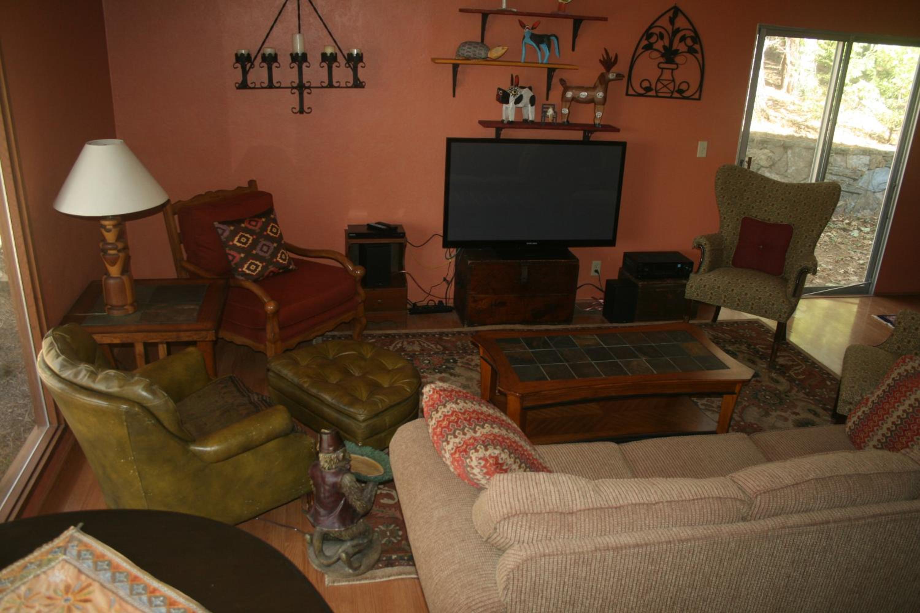 Photo 8
