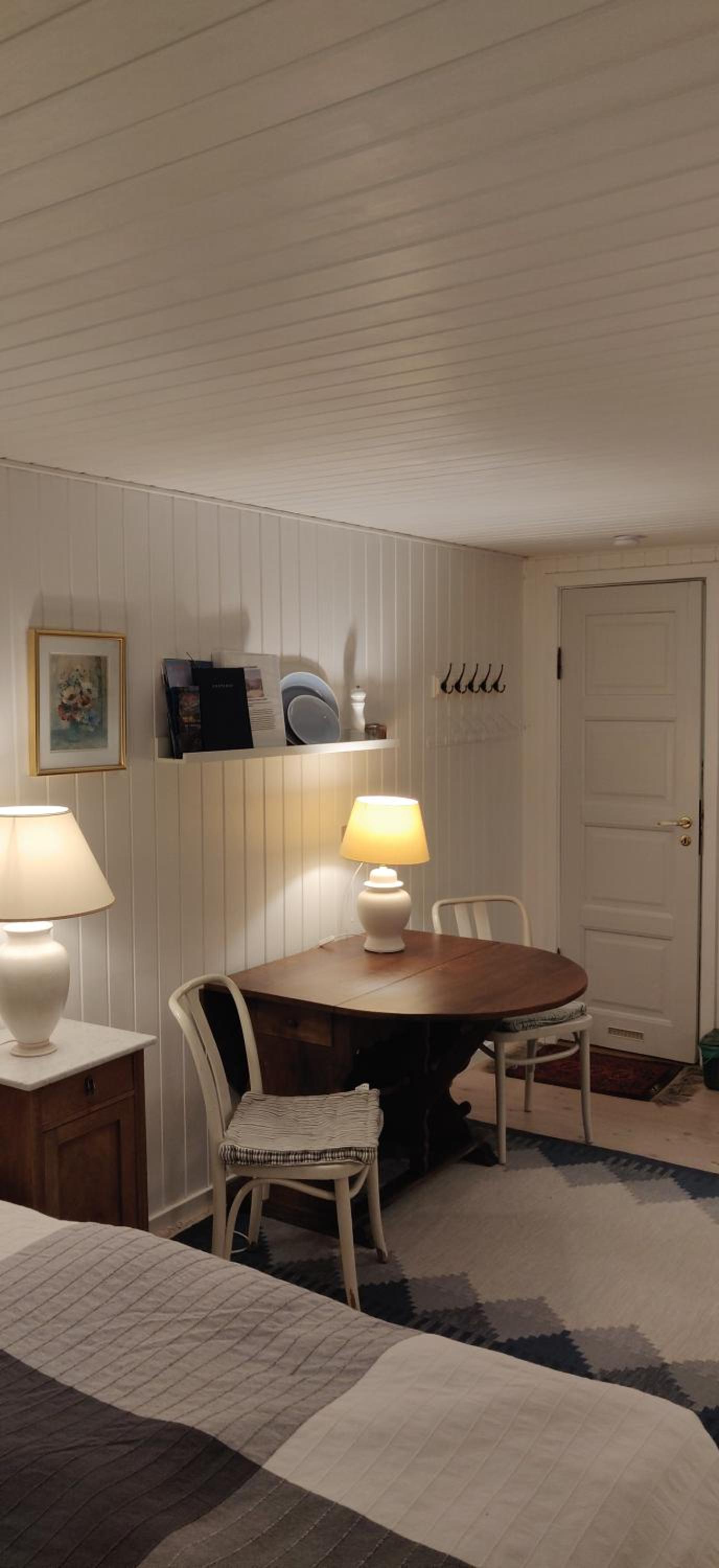 Fuglsanggaard. Private annex in nature.