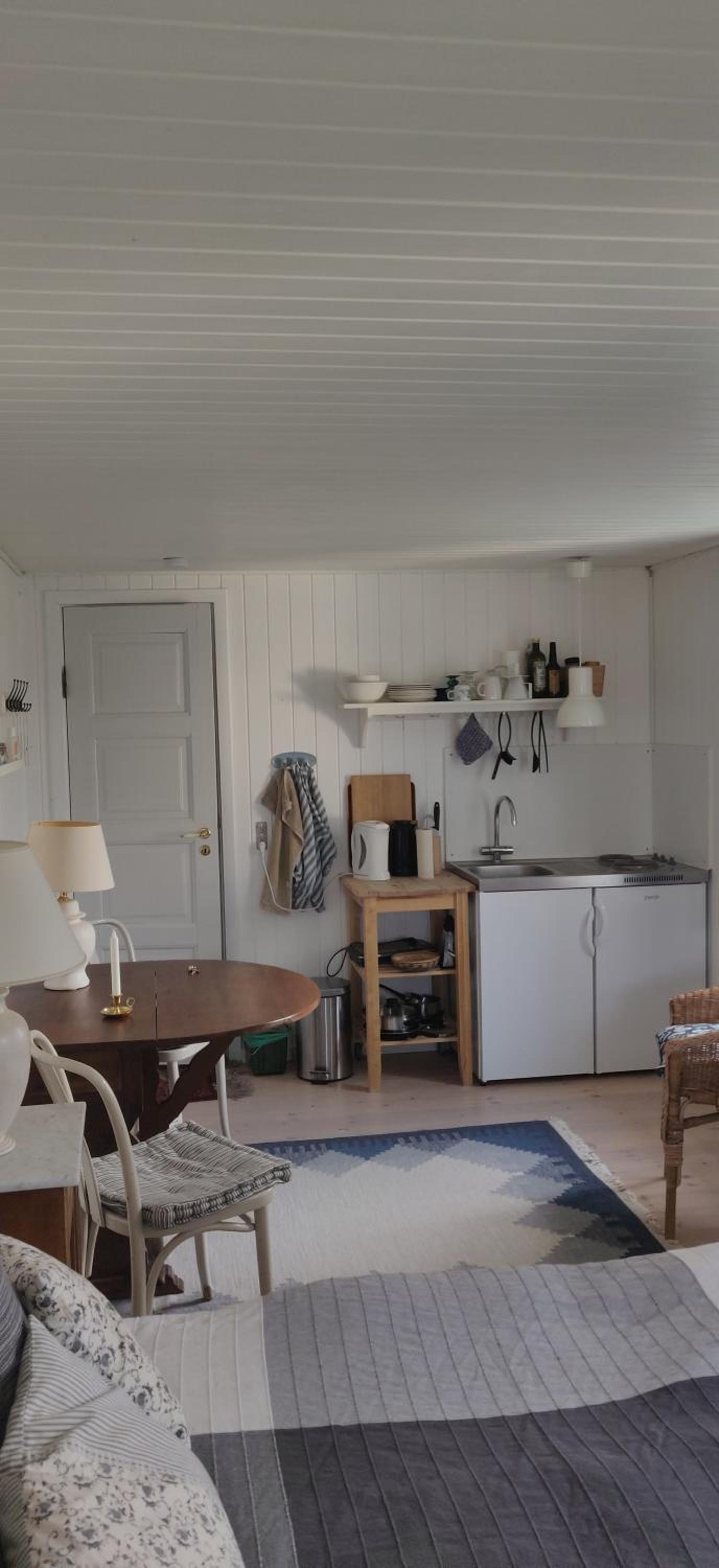 Fuglsanggaard. Private annex in nature.