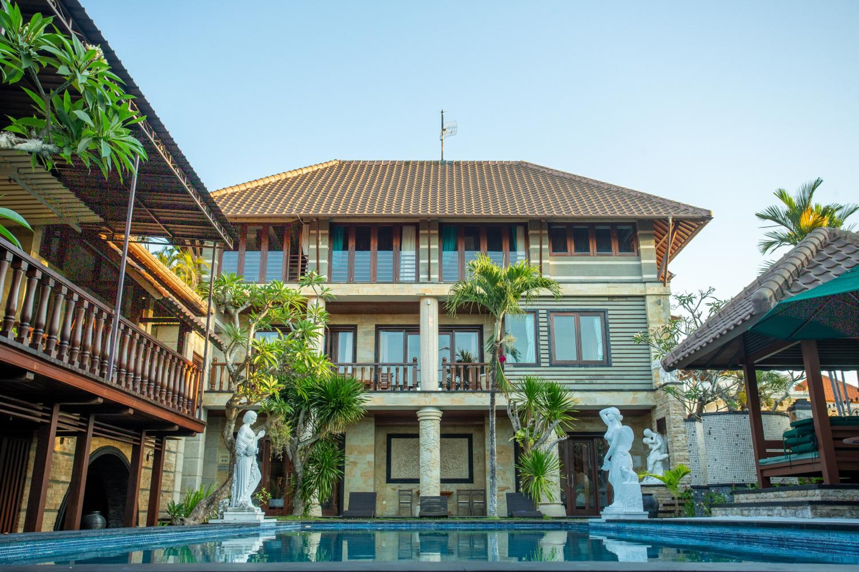 Villa Dynasty Estate view 2