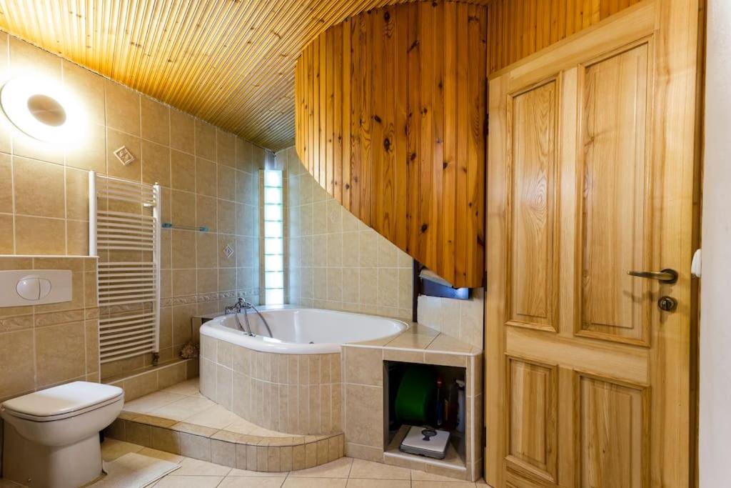 Rooftop 180m2 Loft with private SAUNA,