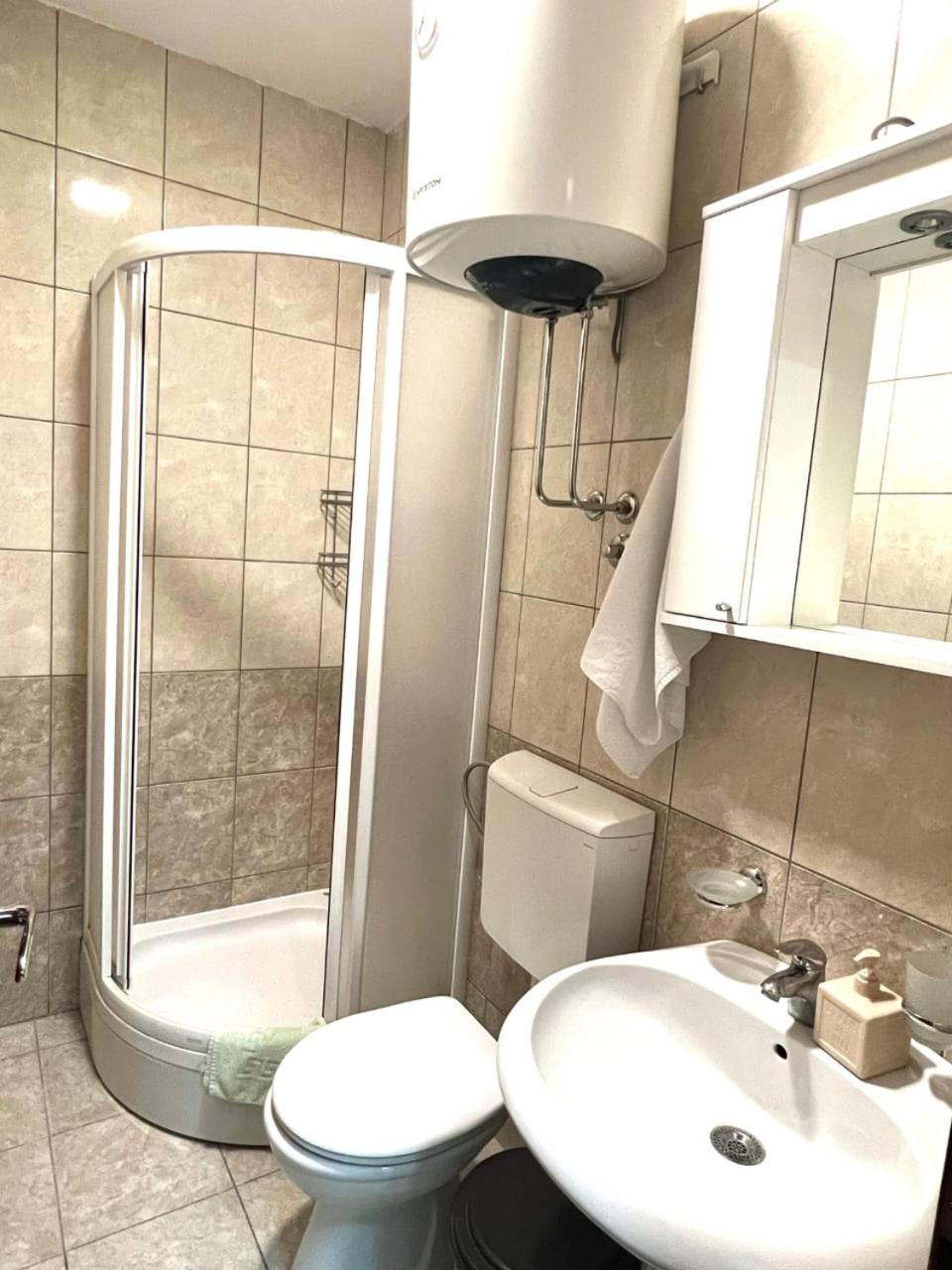 Apartments Sirena - Modern stay with free parking