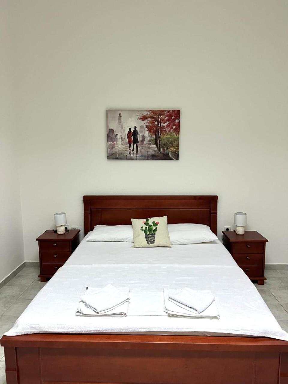 Apartments Sirena - Modern stay with free parking