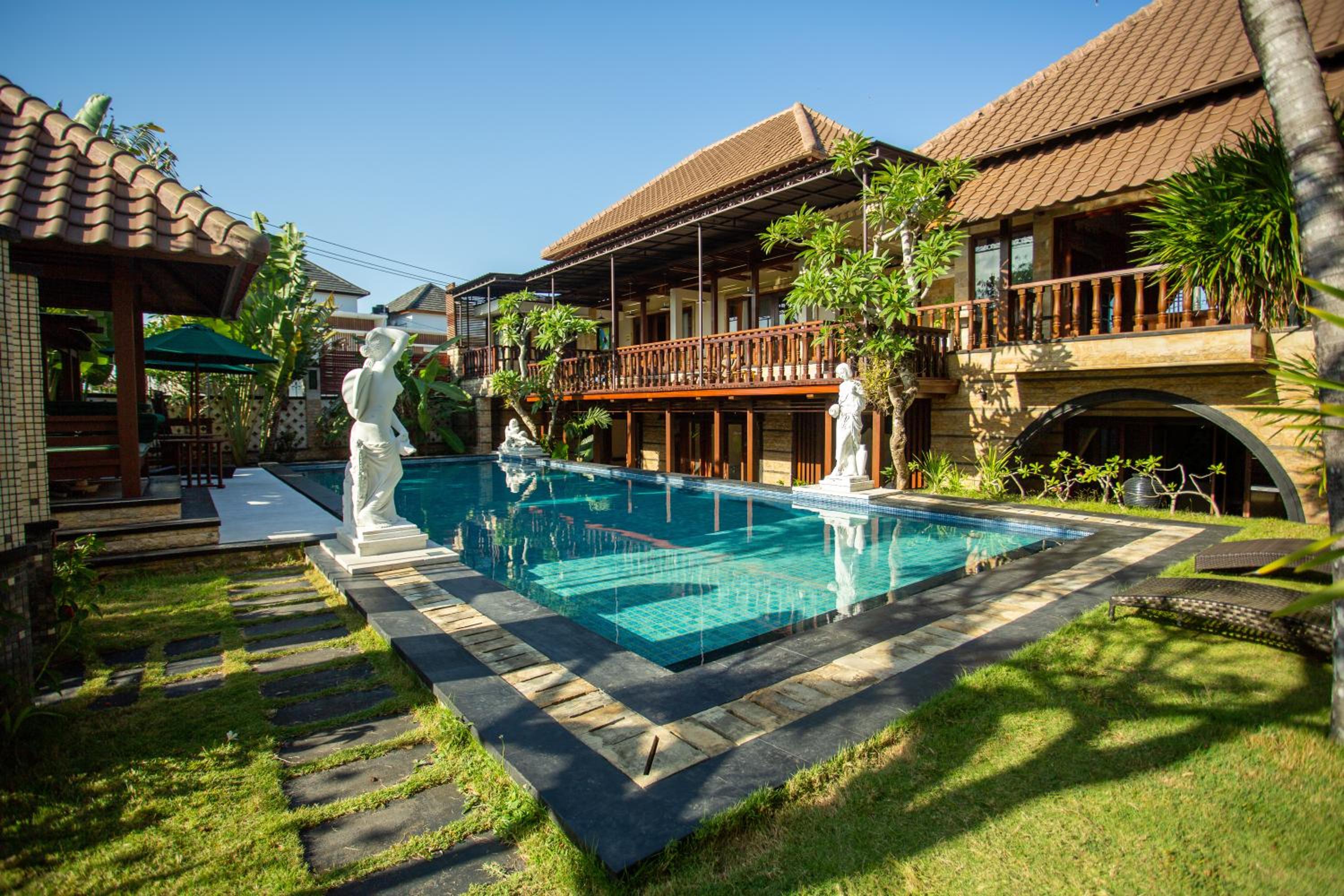 Villa Dynasty Estate view 3