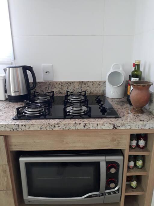 Apartamento uma quadra do mar, melhor localização