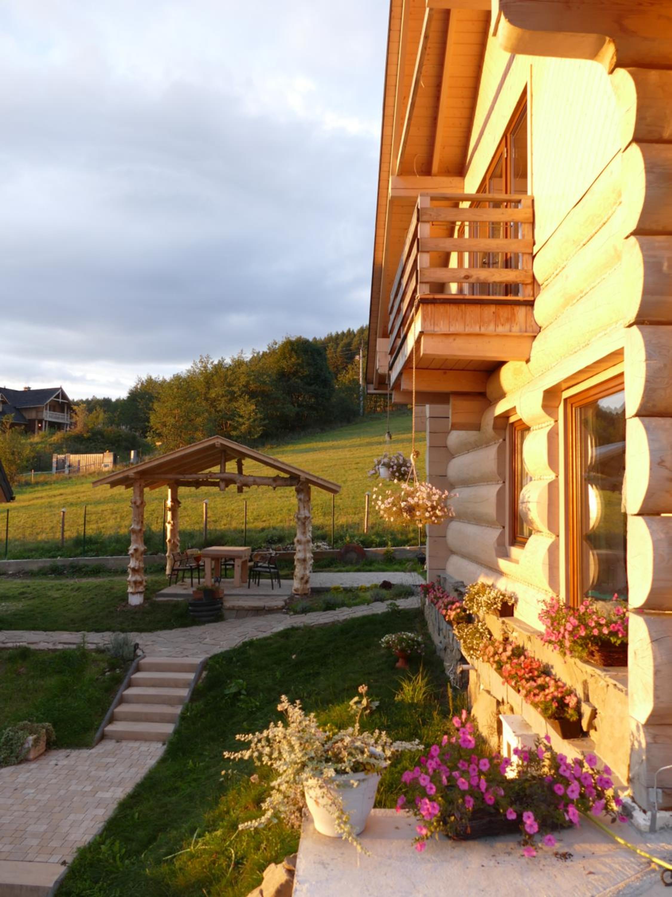 Dziejba Leśna Apartamenty &Spa - piękne i nowe apartamenty i domek, sauna i jacuzzi - W CENIE I NA WYLACZNOŚĆ, 1 km od stoku