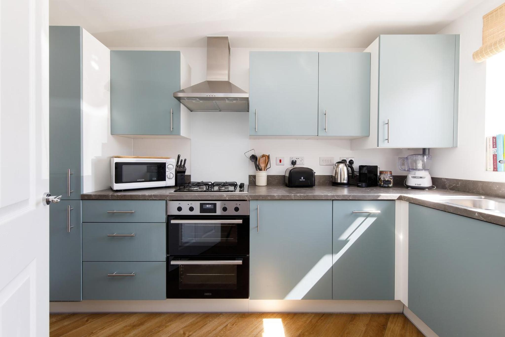 Sanderling House, with parking - walk to beach view 5