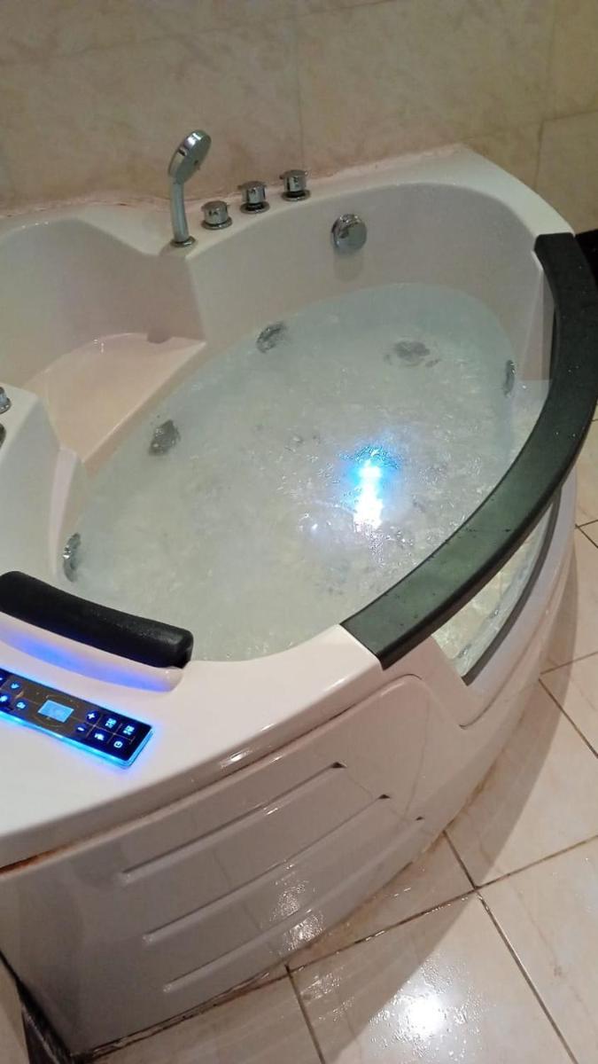 Jacuzzi