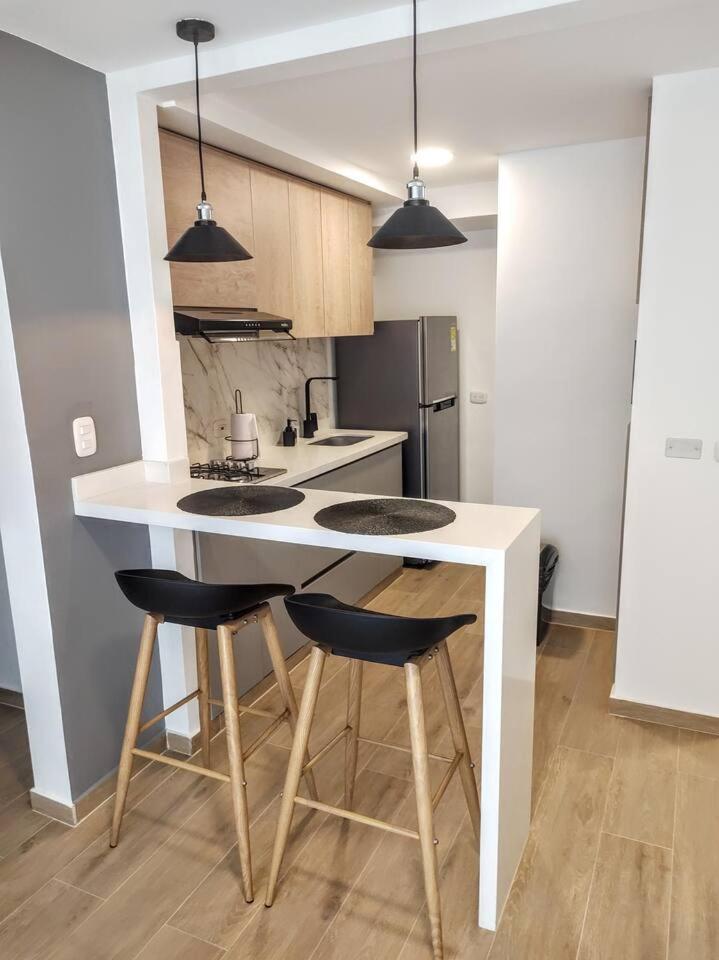 Hermoso y moderno apartaestudio en el norte de la ciudad, la Flora - 602