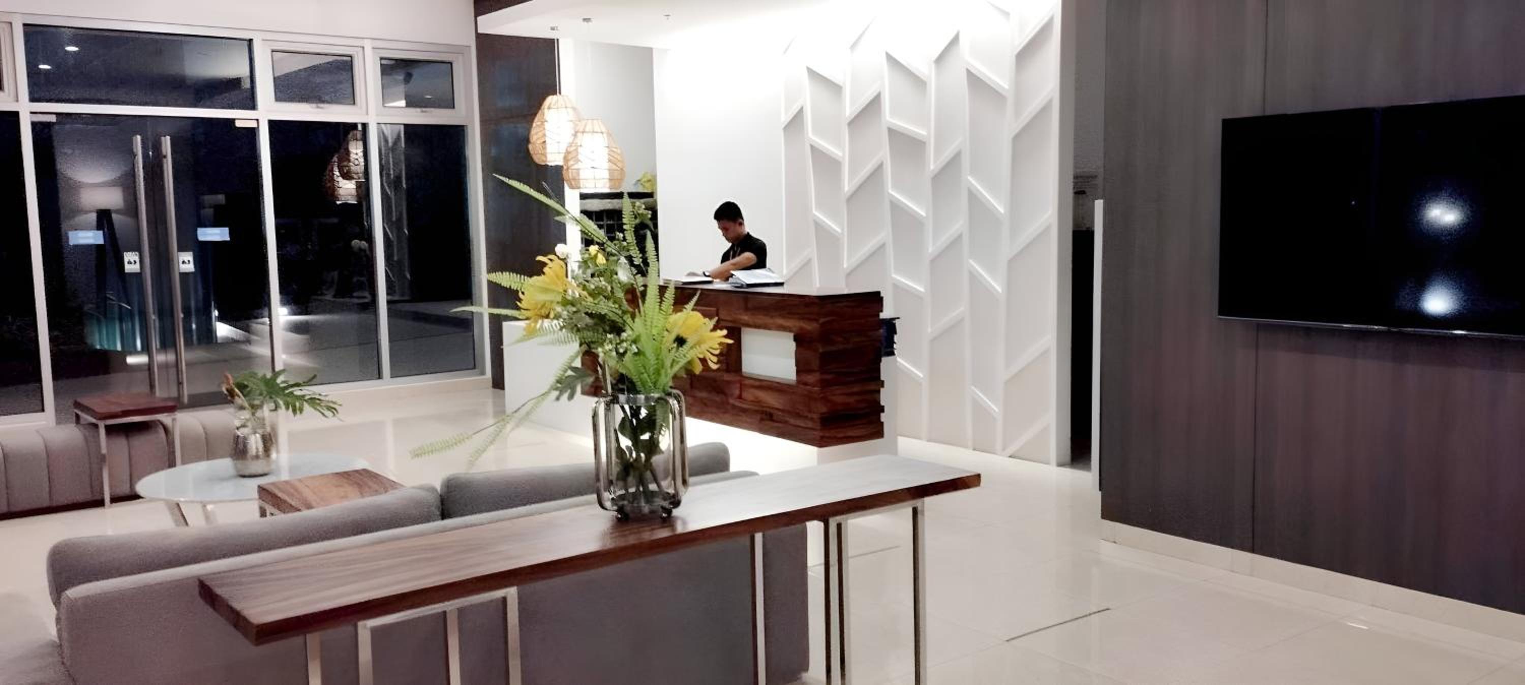 Cebu IT Park Avida Riala T4 City Scape view 5