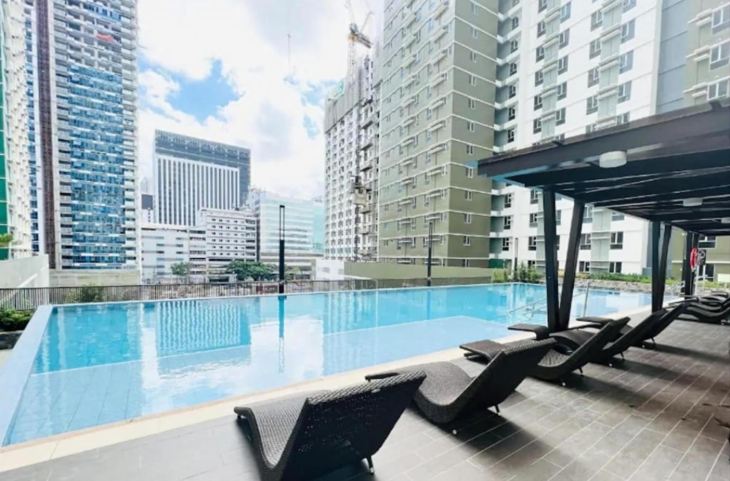 Cebu IT Park Avida Riala T4 City Scape view 3