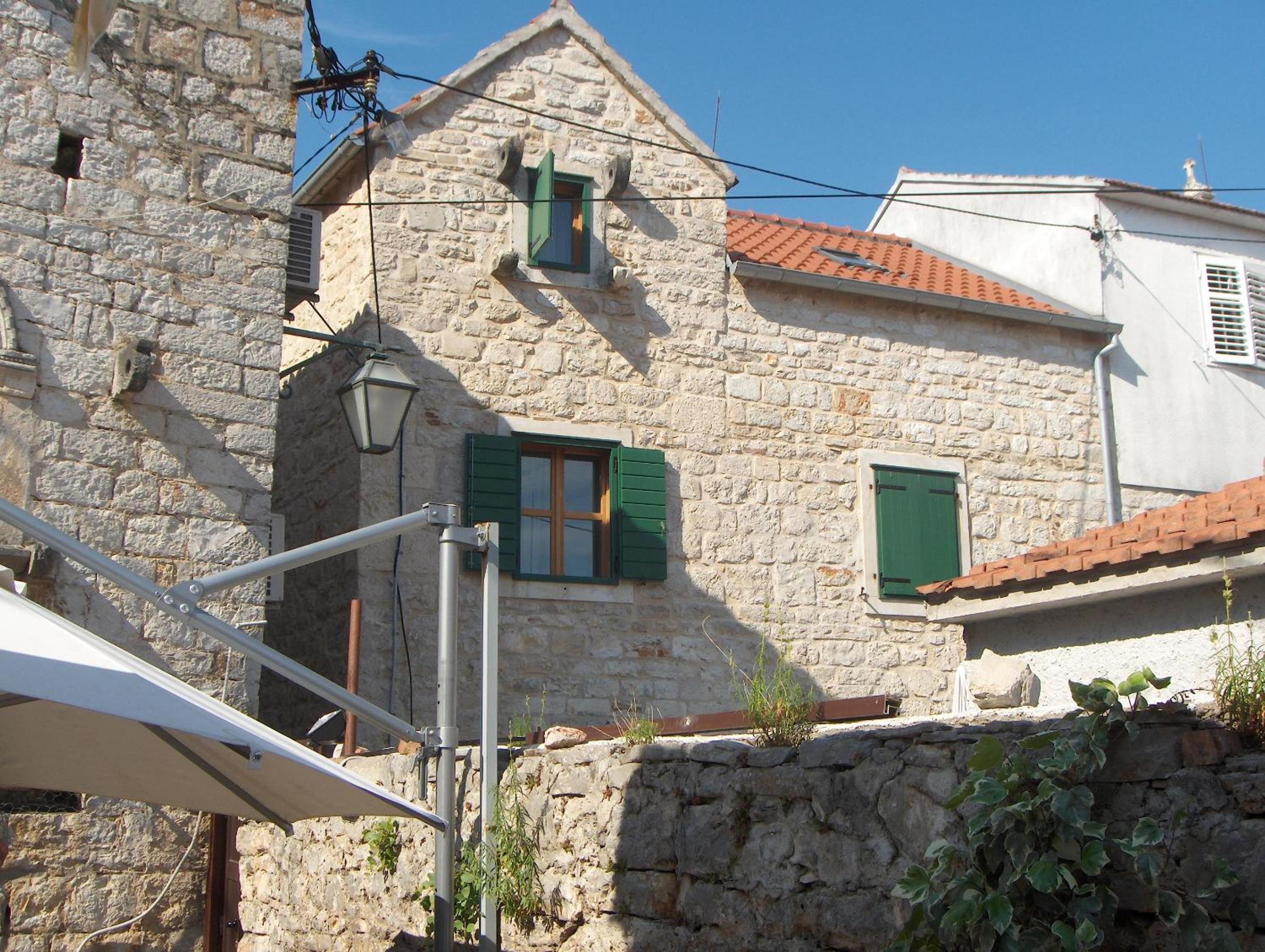 Guest House Lucijo