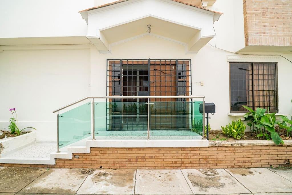 Apartamento cerca CC VIVA Barranquilla