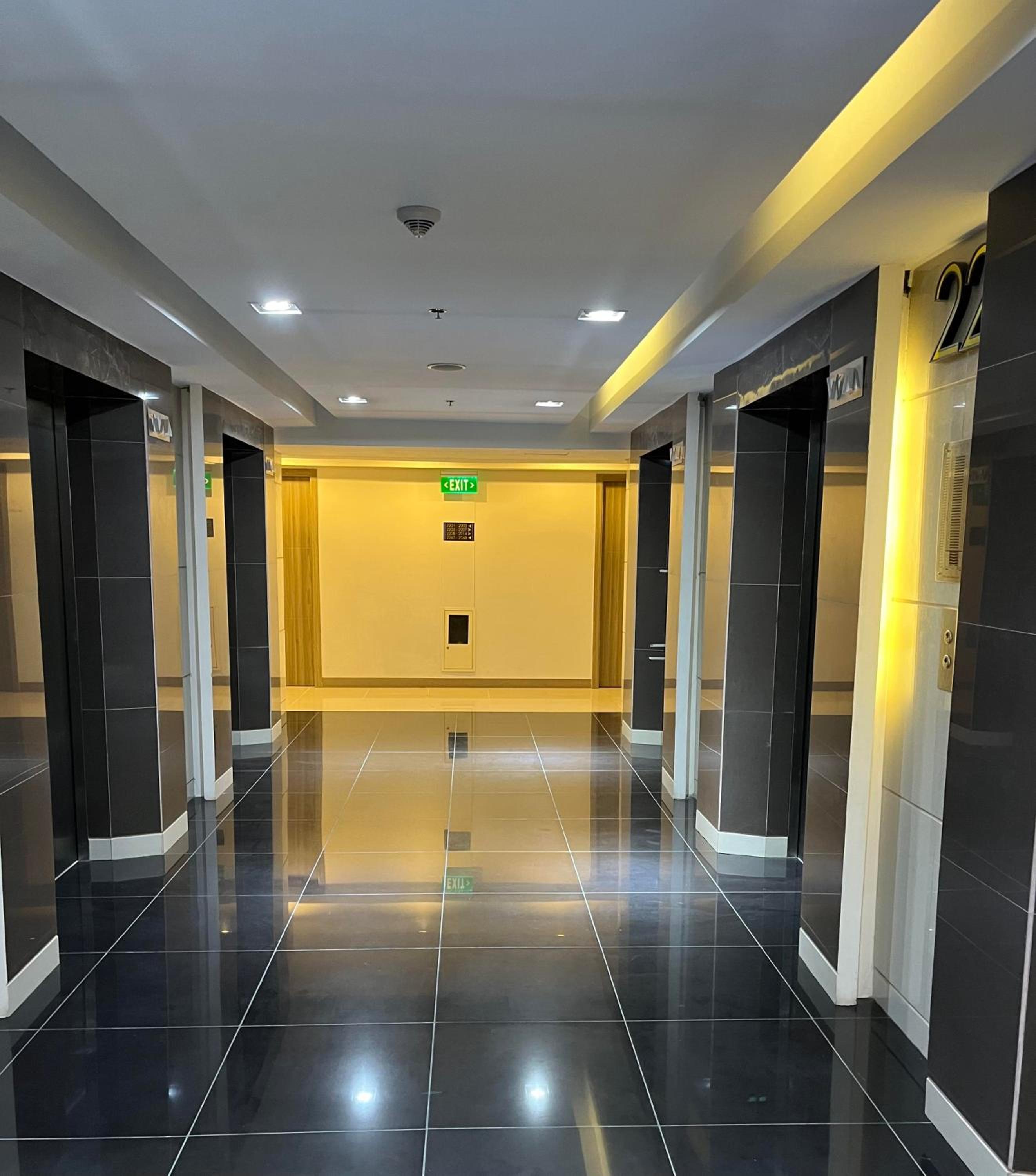 Coast Residences, Roxas Blvd, Pasay City view 4