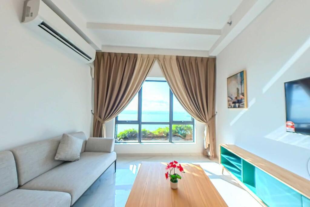 Breathtaking Sunrise View at Carnelian Tower 4206 photo 7