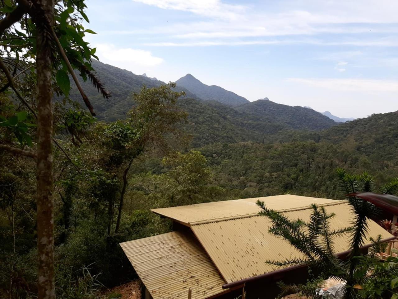 Chalé Pakere Montebello Lumiar - lareira, wi-fi, sauna, piscina - vista incrível - locação do chalé sem prestação de serviços