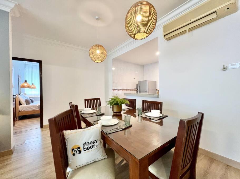 Wisma Cosway near Pavilion KL Dual Key Apartment by Sleepy Bear