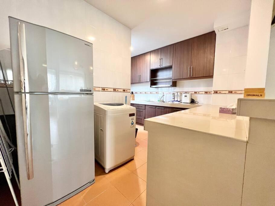 Wisma Cosway near Pavilion KL Dual Key Apartment by Sleepy Bear