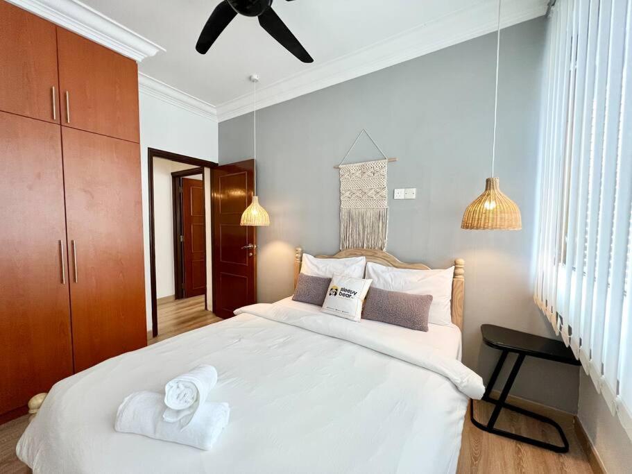 Wisma Cosway near Pavilion KL Dual Key Apartment by Sleepy Bear