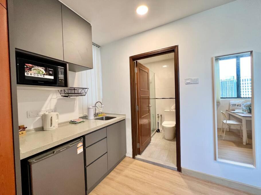 Wisma Cosway near Pavilion KL Dual Key Apartment by Sleepy Bear