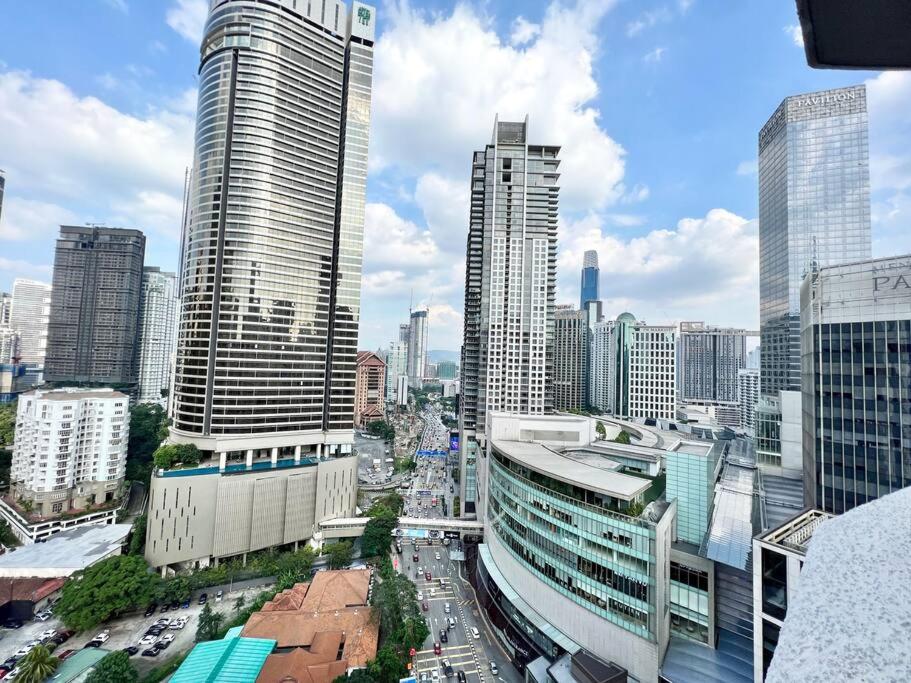 Wisma Cosway near Pavilion KL Dual Key Apartment by Sleepy Bear