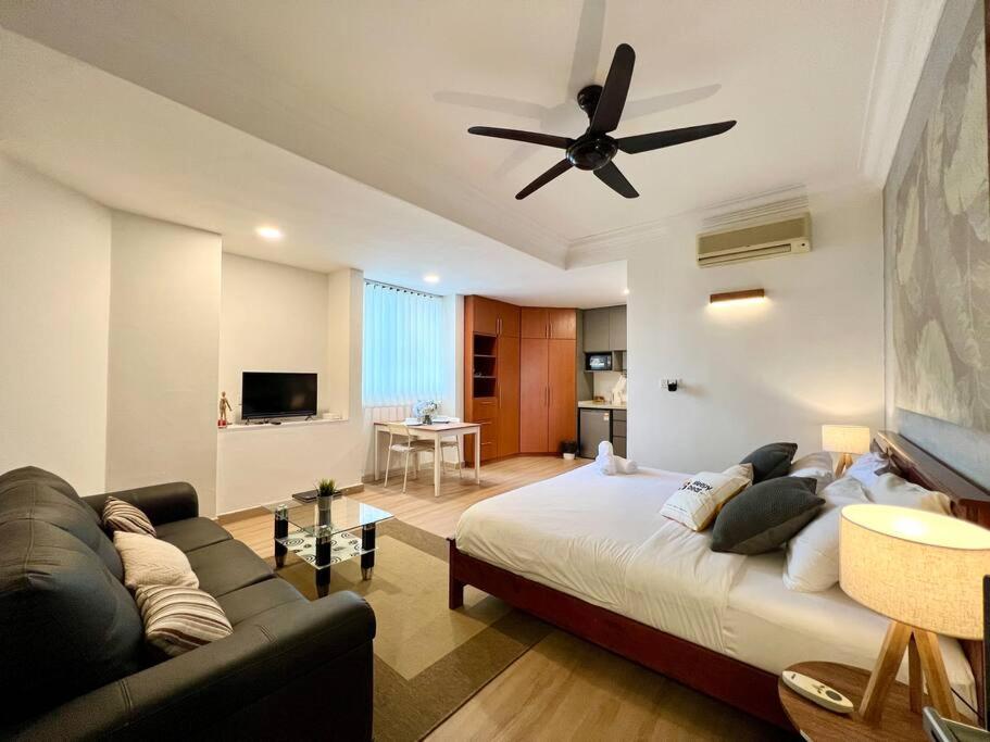 Wisma Cosway near Pavilion KL Dual Key Apartment by Sleepy Bear