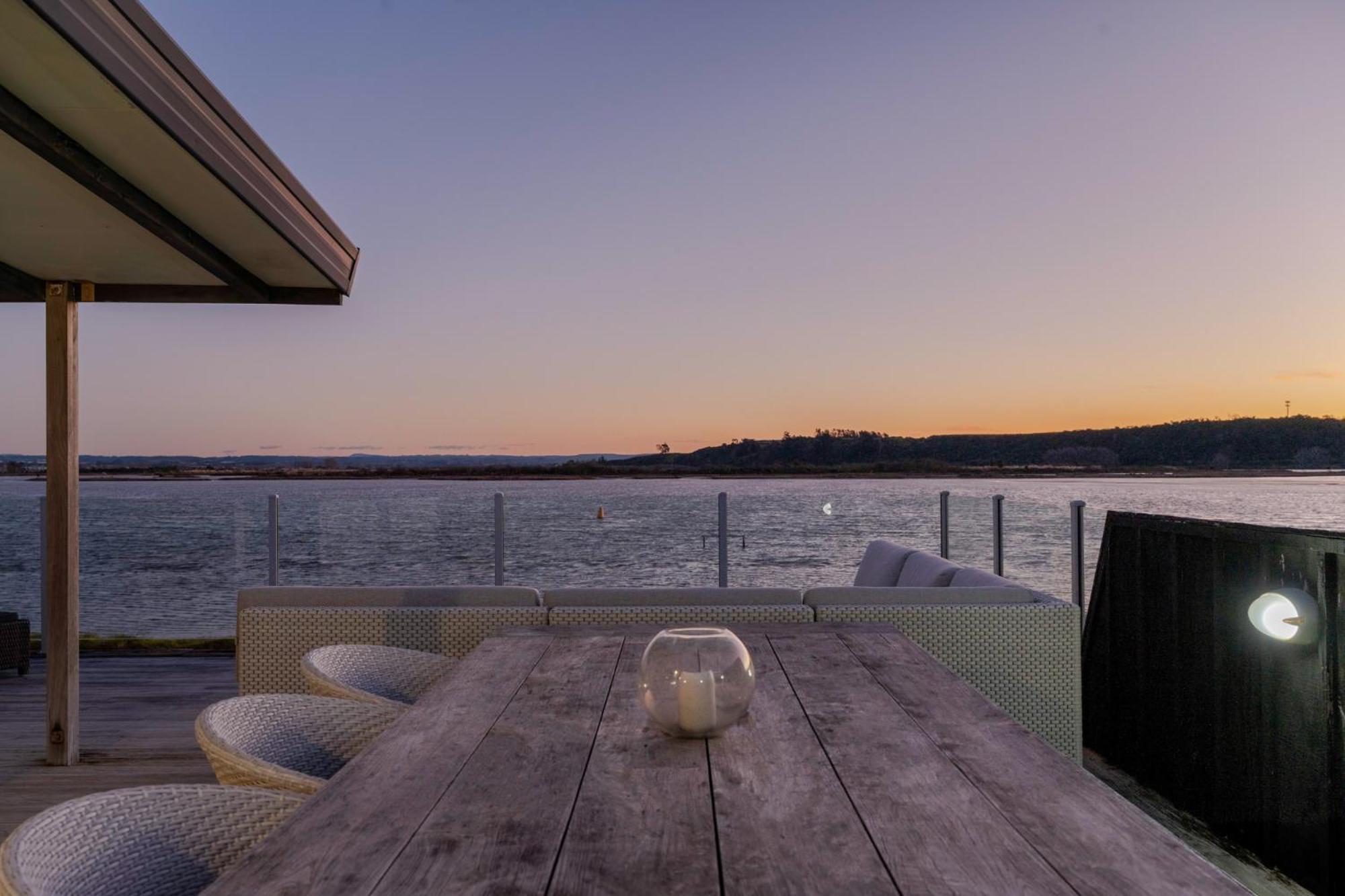 Pukehina Estuary Sunset Views Holiday Home view 4