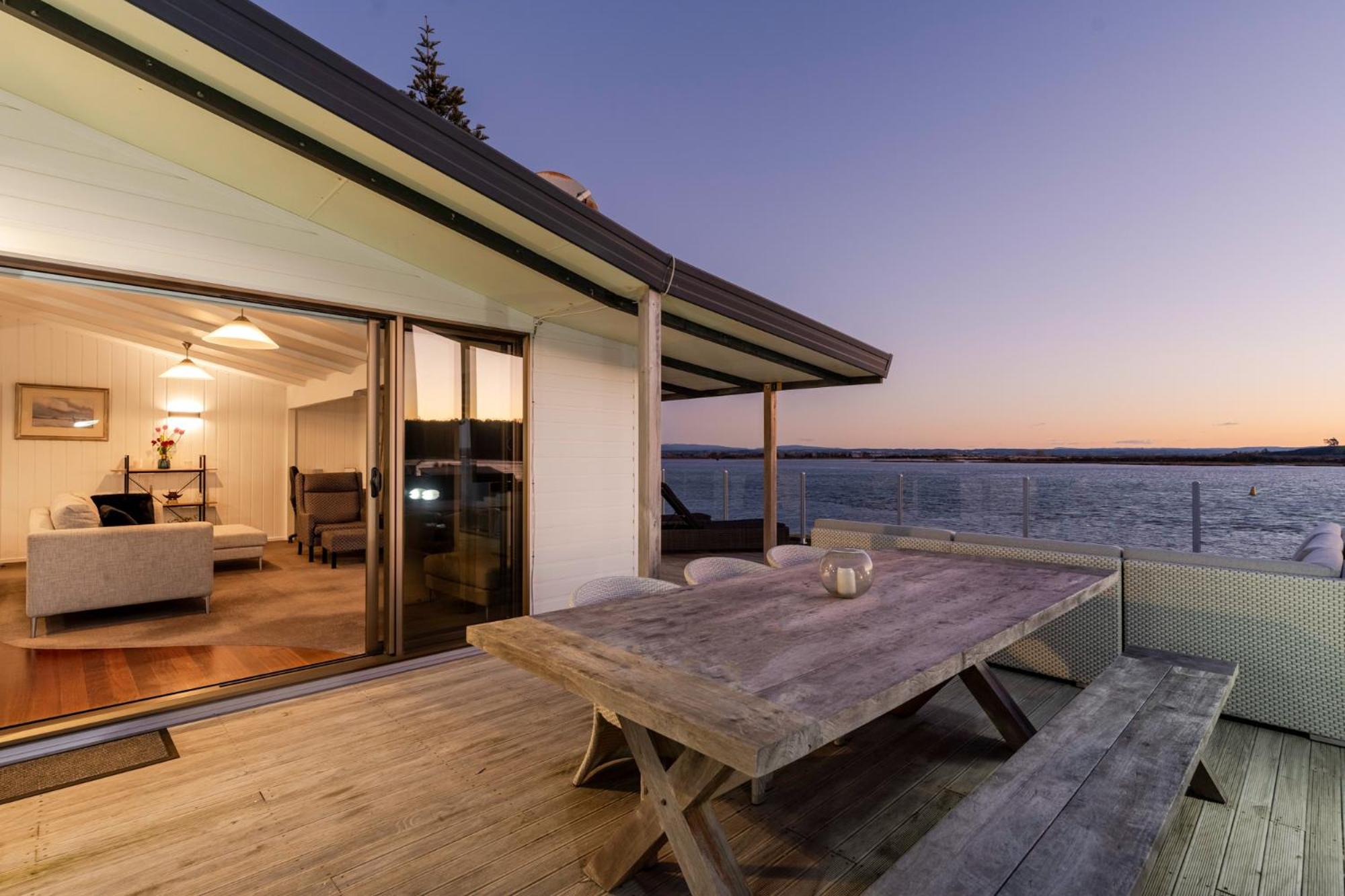 Pukehina Estuary Sunset Views Holiday Home view 3