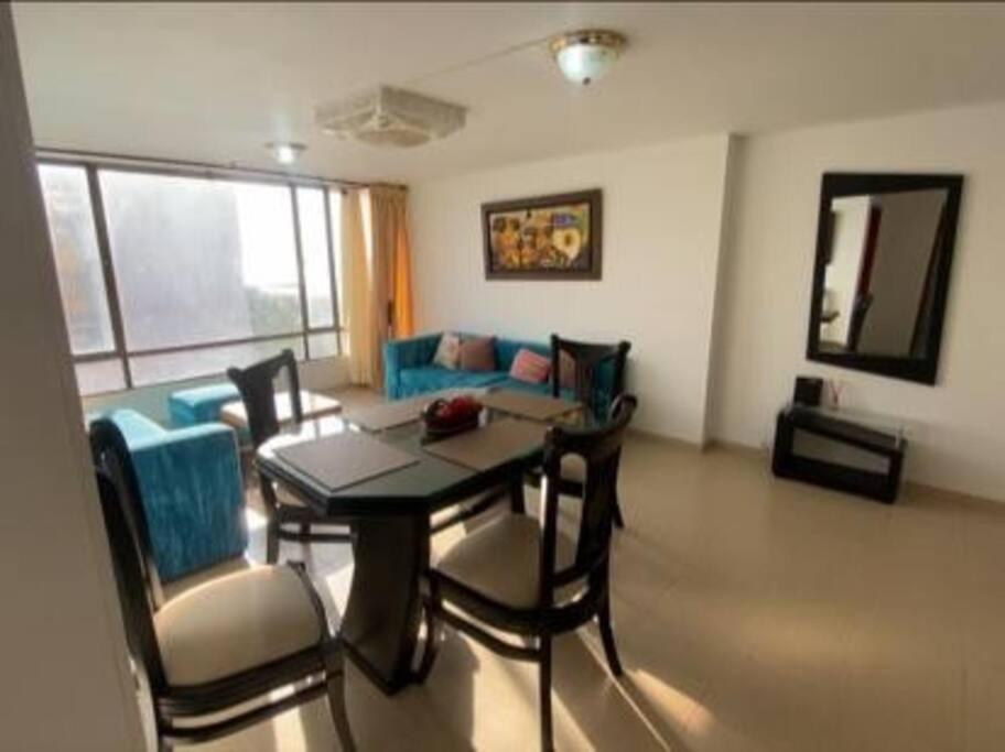 RH06 Riohacha apto con vista mar 7 piso 4 personas