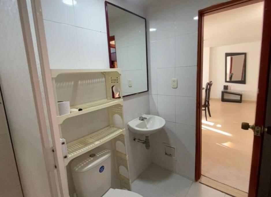RH06 Riohacha apto con vista mar 7 piso 4 personas