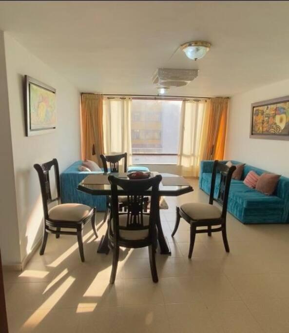 RH06 Riohacha apto con vista mar 7 piso 4 personas
