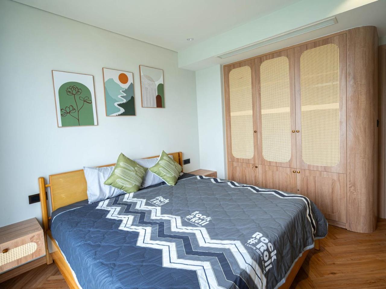 HaLong Bayfront Duplex Apartment view 5
