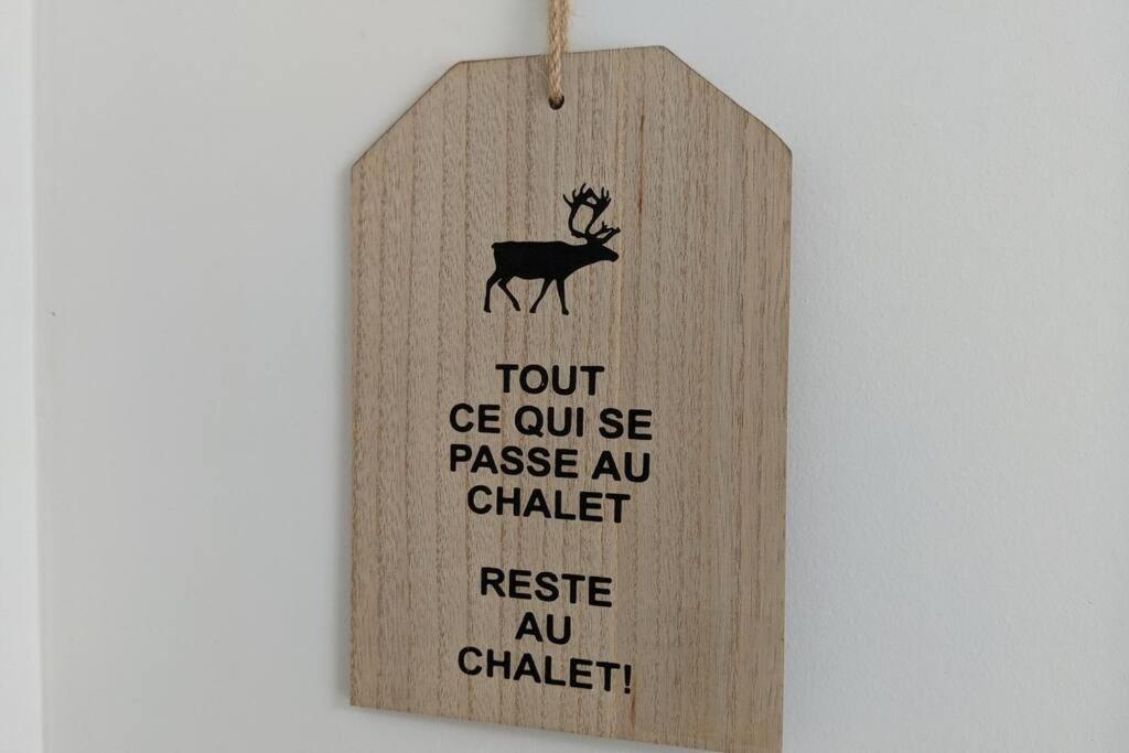 Chalet L'Écureuil (waterfront, modern, spa, BBQ)