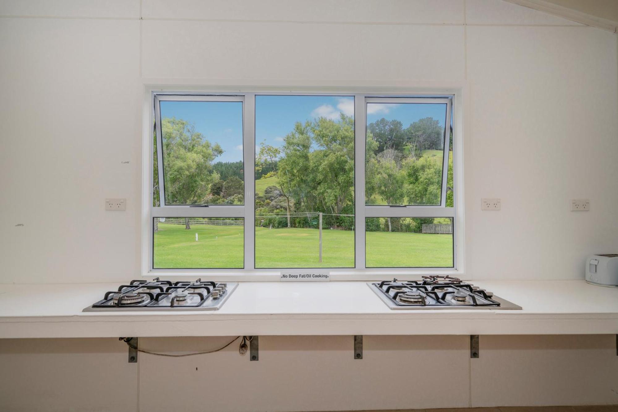 Coromandel Shelly Beach TOP 10 Holiday Park