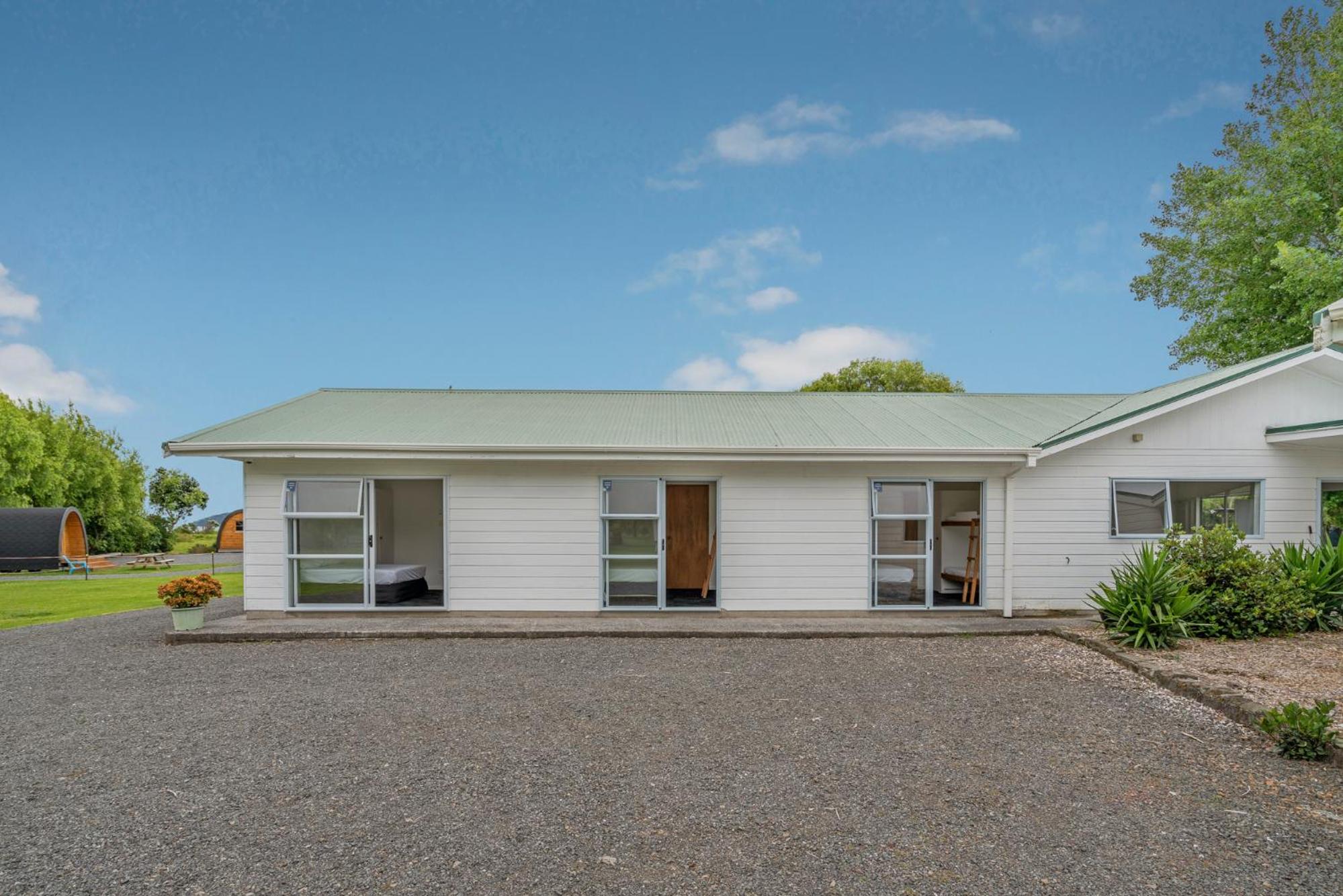 Coromandel Shelly Beach TOP 10 Holiday Park