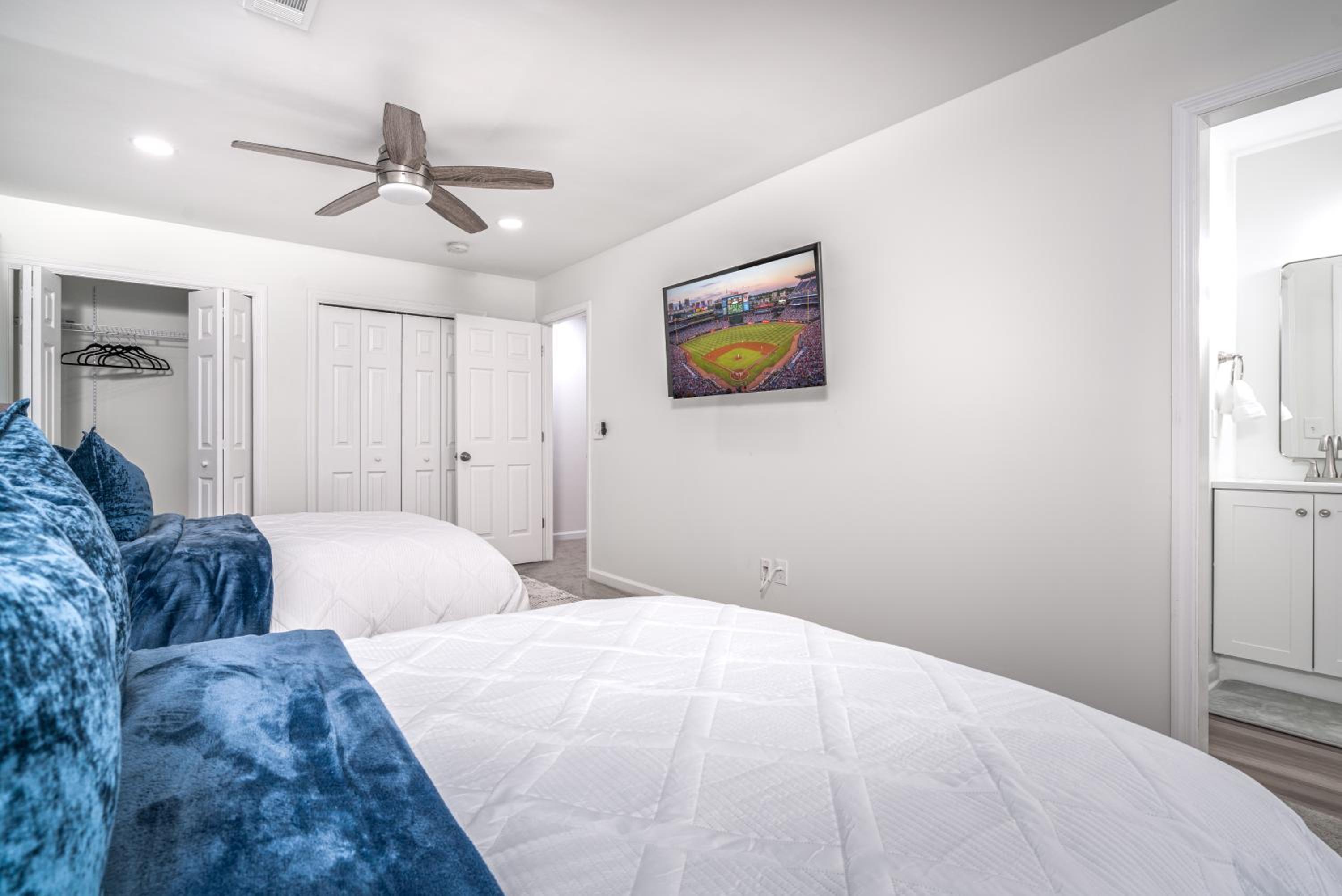 Luxe Home Near Braves Stadium - Property Image 10