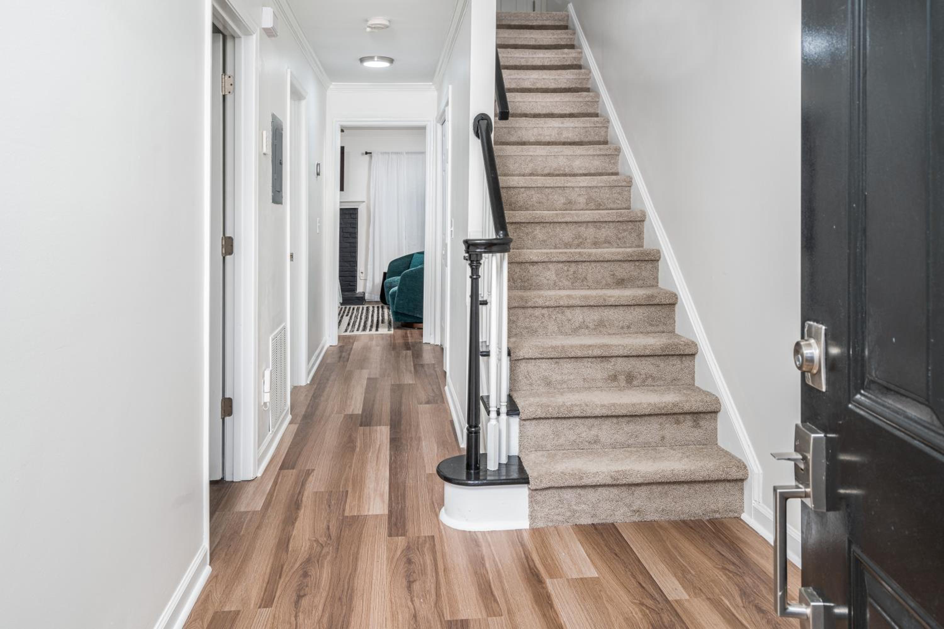 Luxe Home Near Braves Stadium - Property Image 6