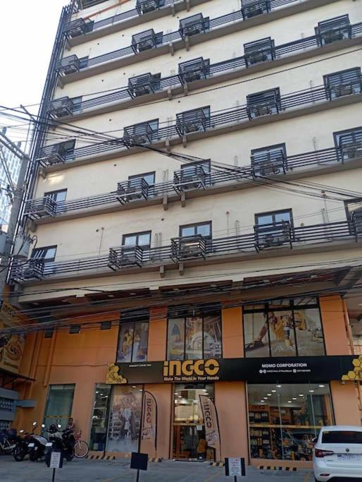 St. Marvin Studio Makati M304 view 2