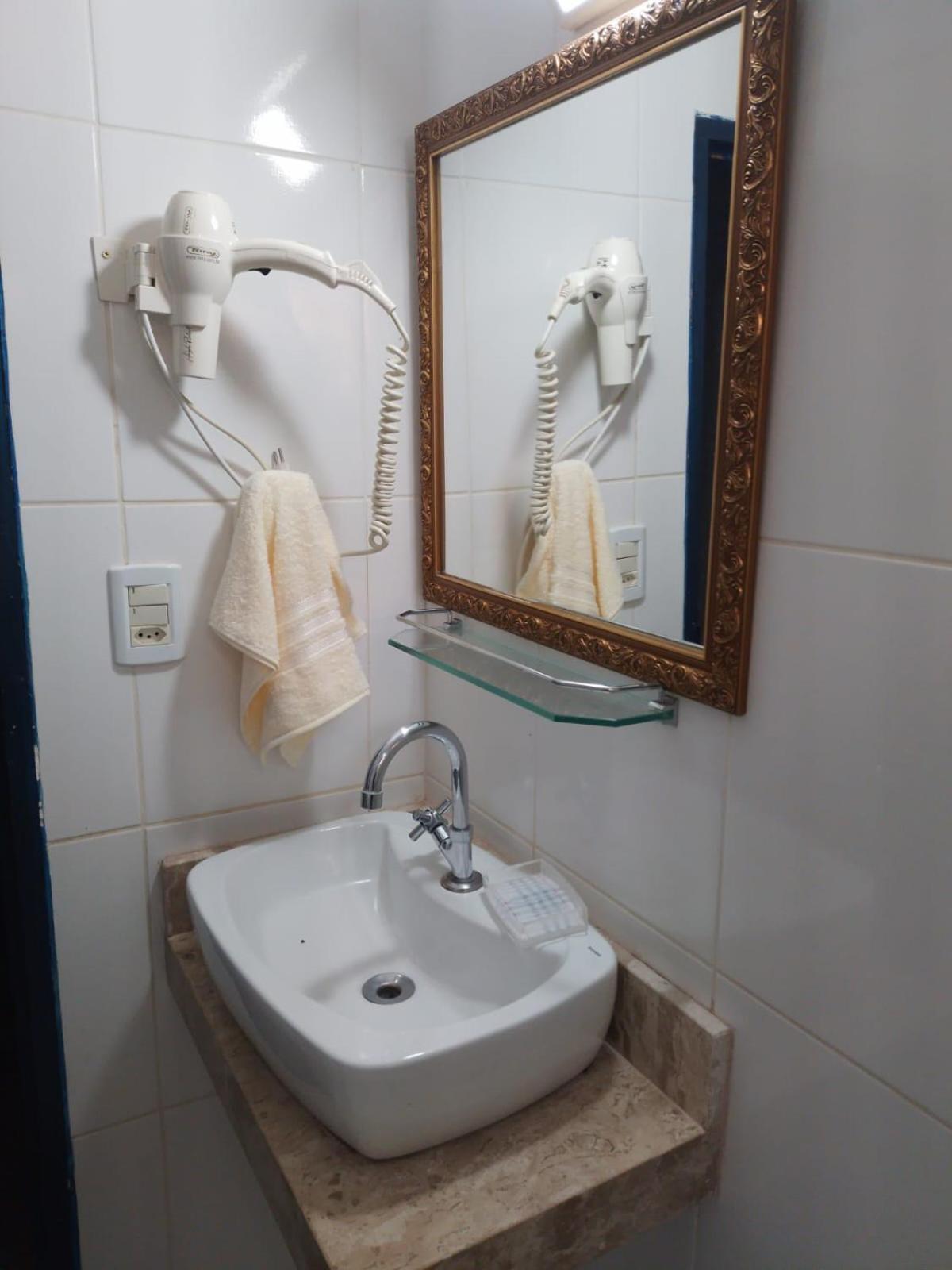 CASINHA AZUL/PIRINOPOLIS