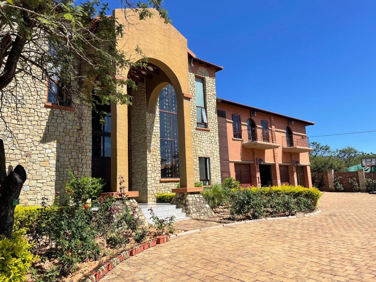 Gucci Manor Boutique Guesthouse
