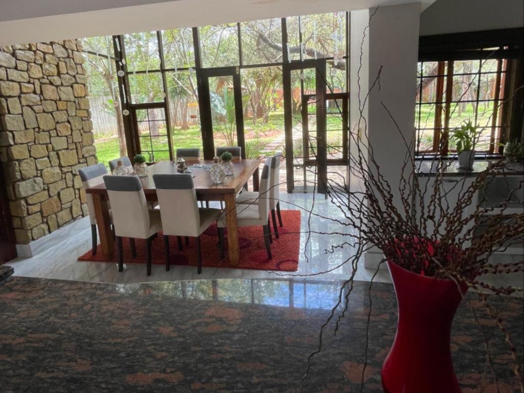 Gucci Manor Boutique Guesthouse