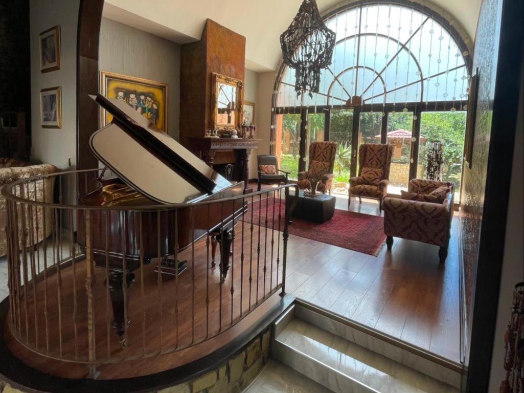 Gucci Manor Boutique Guesthouse