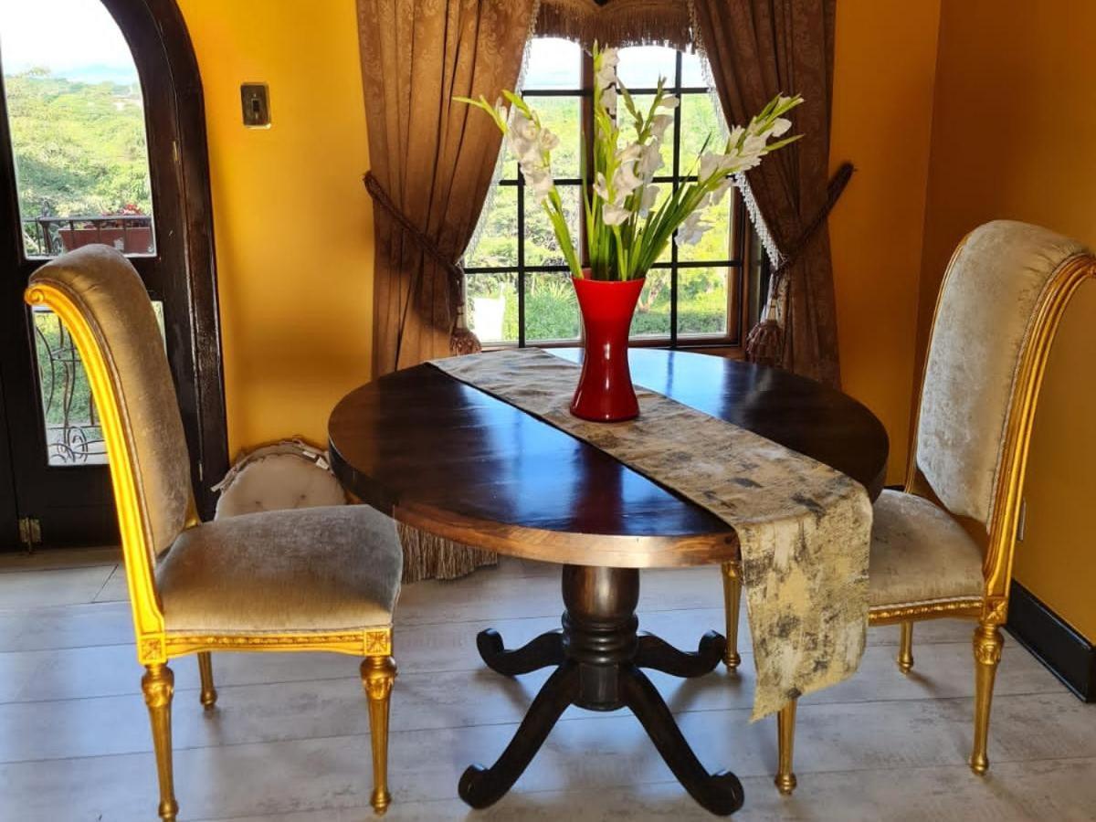 Gucci Manor Boutique Guesthouse