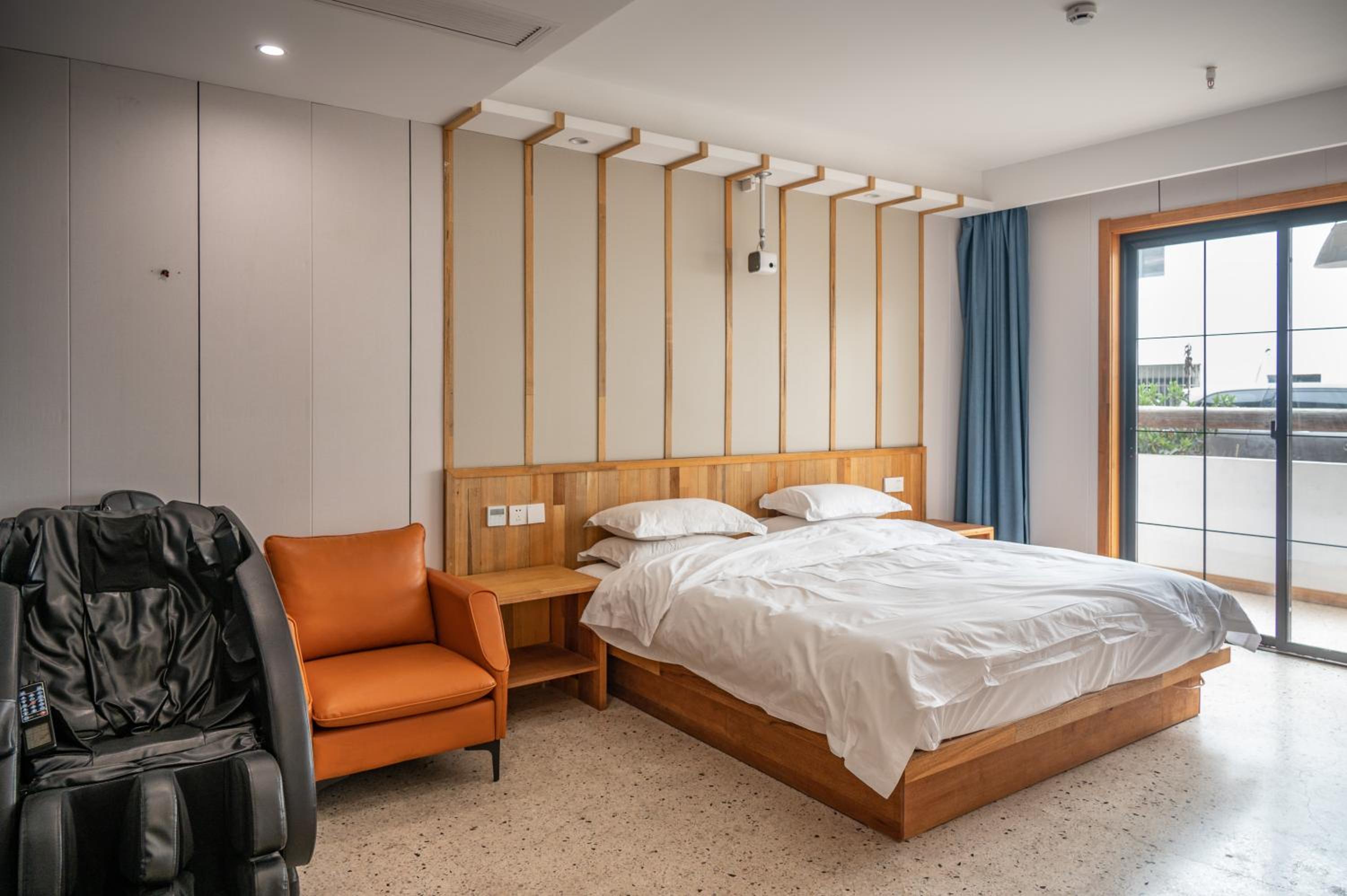 Tingjian Musu Private Soup Design Homestay - South Gate of Wuzhen Xizha Scenic Area