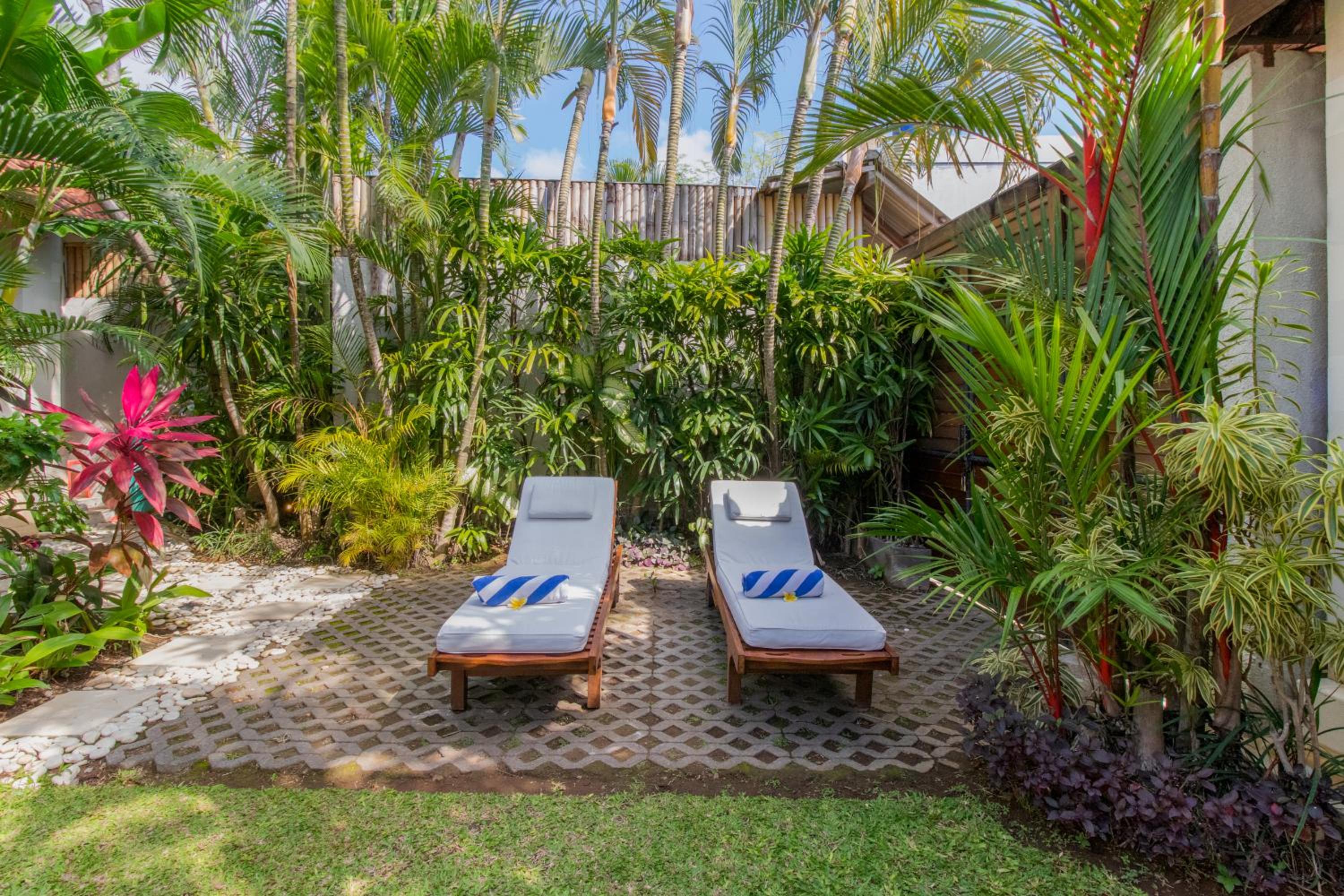 Villa Istana 1 - Heart of Seminyak, 2Br, Sleeps 4 view 3