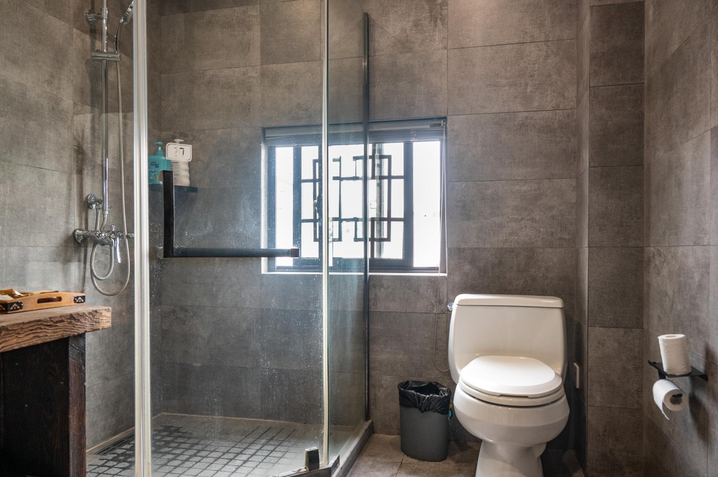 Tingjian Musu Private Soup Design Homestay - South Gate of Wuzhen Xizha Scenic Area