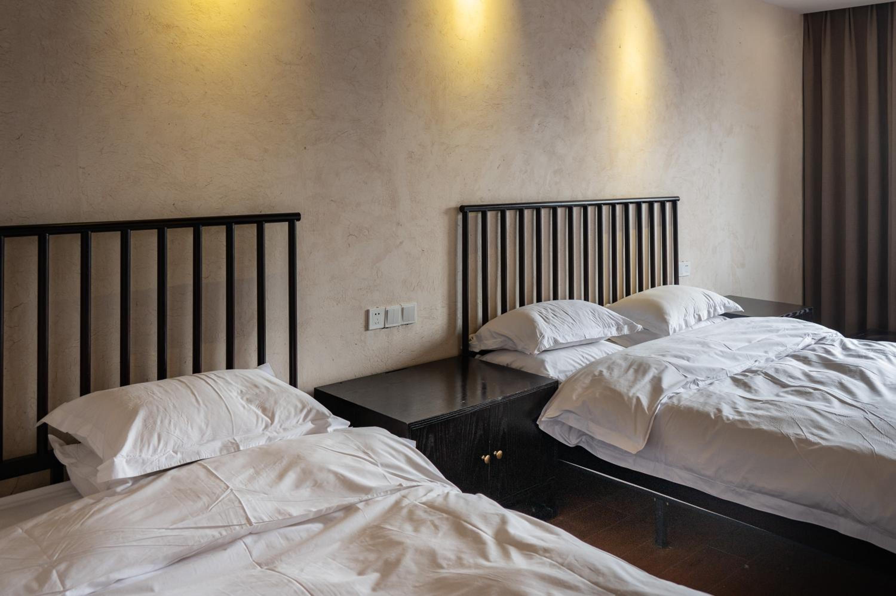Tingjian Musu Private Soup Design Homestay - South Gate of Wuzhen Xizha Scenic Area