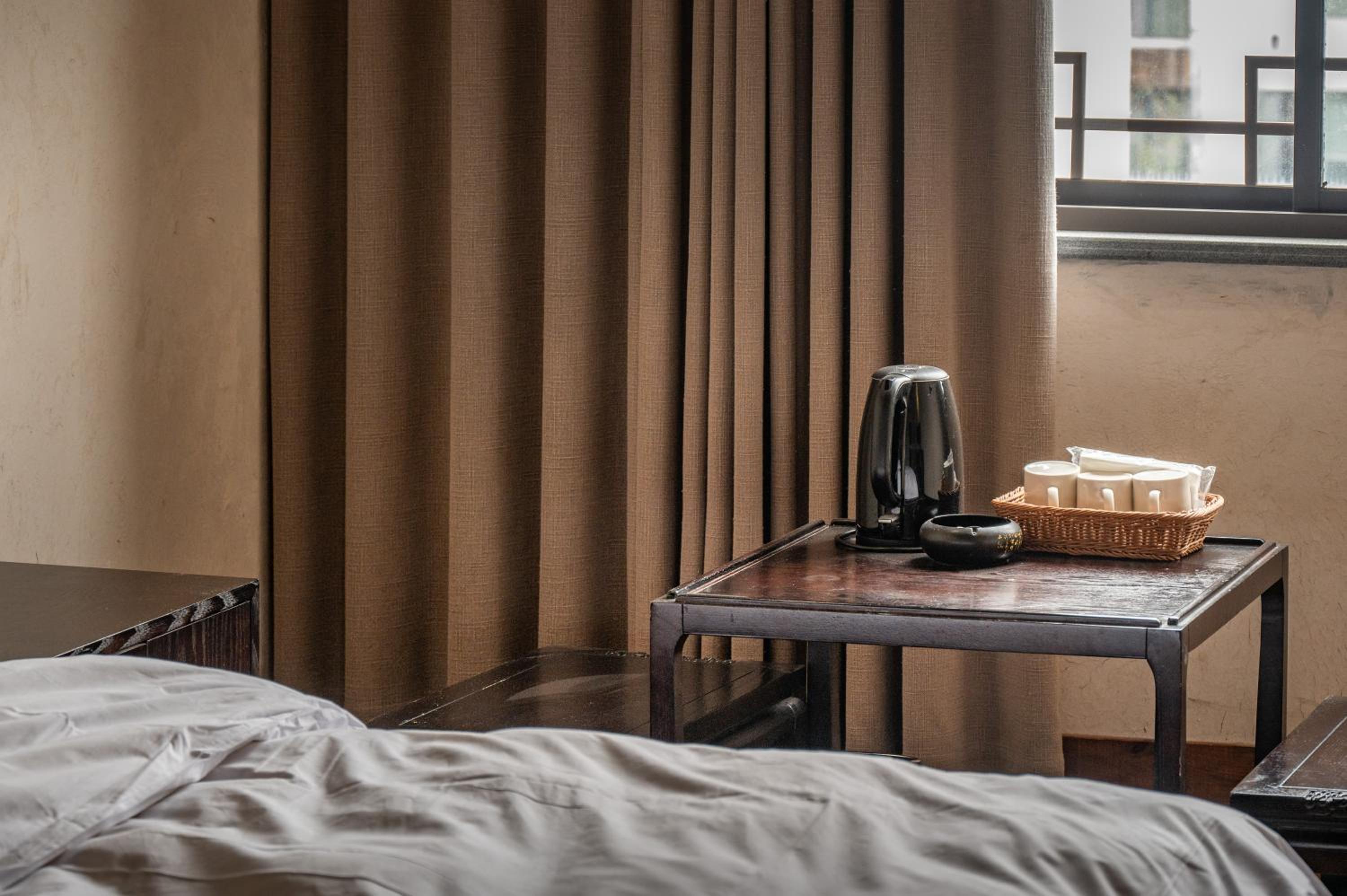 Tingjian Musu Private Soup Design Homestay - South Gate of Wuzhen Xizha Scenic Area