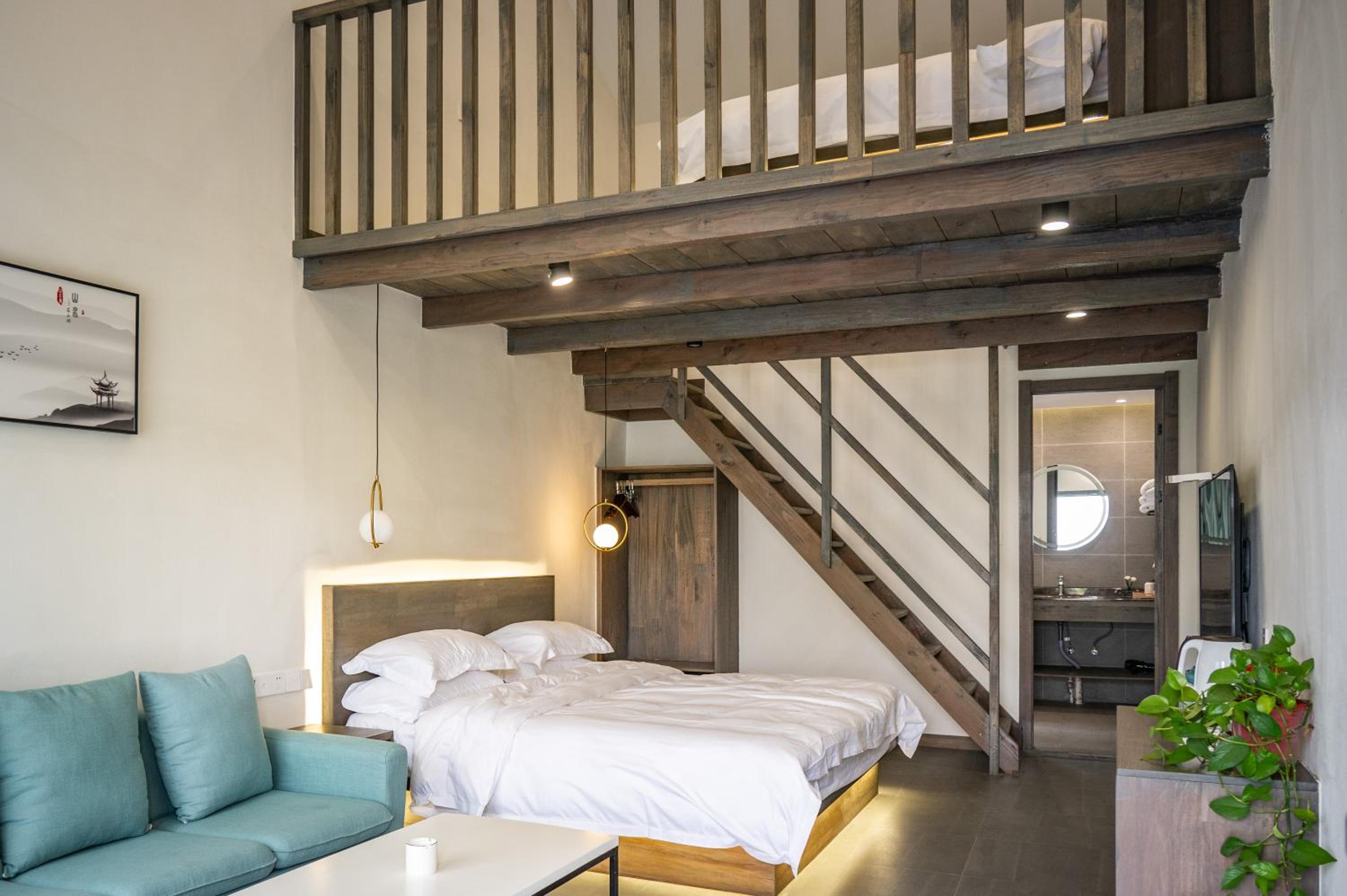 Tingjian Musu Private Soup Design Homestay - South Gate of Wuzhen Xizha Scenic Area